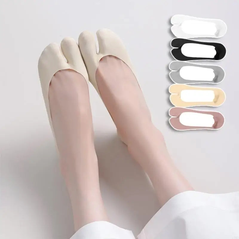 No Show Tabi Socks